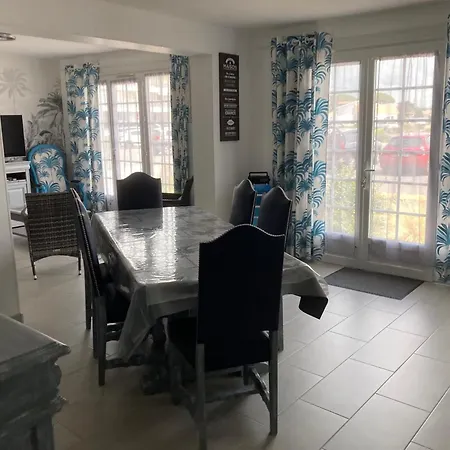 בית נופש Maison Proche Avec Jardin, Pret Velos, Internet Et Espace Lingerie - Fr-1-426-545 סנט-אילר-דה-רייה