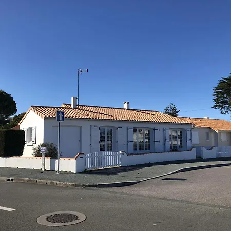 Maison Proche Avec Jardin, Pret Velos, Internet Et Espace Lingerie - Fr-1-426-545 *