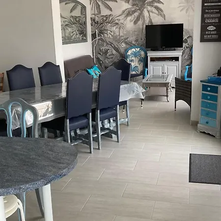 Maison Proche Avec Jardin, Pret Velos, Internet Et Espace Lingerie - Fr-1-426-545 *