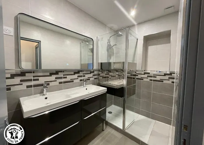 펜션 Maison Proche Avec Jardin, Pret Velos, Internet Et Espace Lingerie - Fr-1-426-545 생 힐레르 드 리에