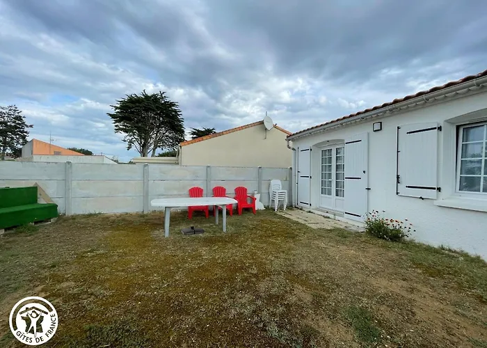 펜션 Maison Proche Avec Jardin, Pret Velos, Internet Et Espace Lingerie - Fr-1-426-545 생 힐레르 드 리에