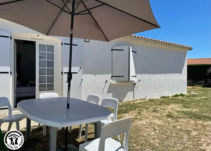 펜션 Maison Proche Avec Jardin, Pret Velos, Internet Et Espace Lingerie - Fr-1-426-545 생 힐레르 드 리에