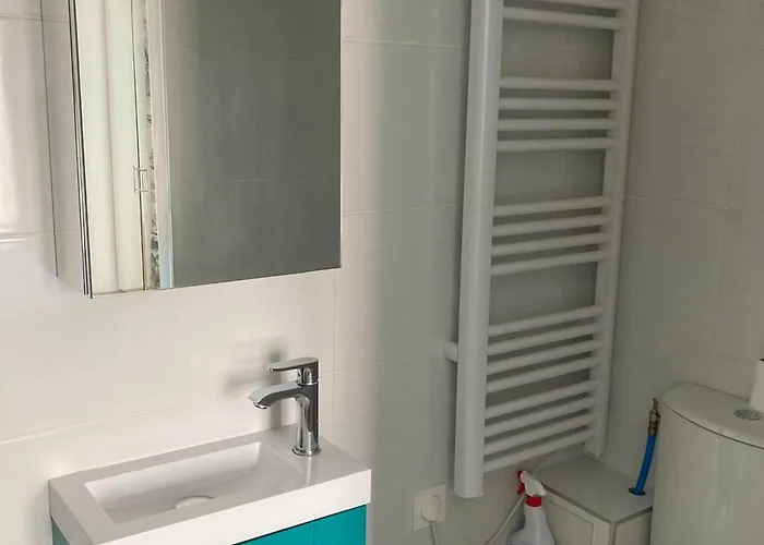 Maison Proche Avec Jardin, Pret Velos, Internet Et Espace Lingerie - Fr-1-426-545